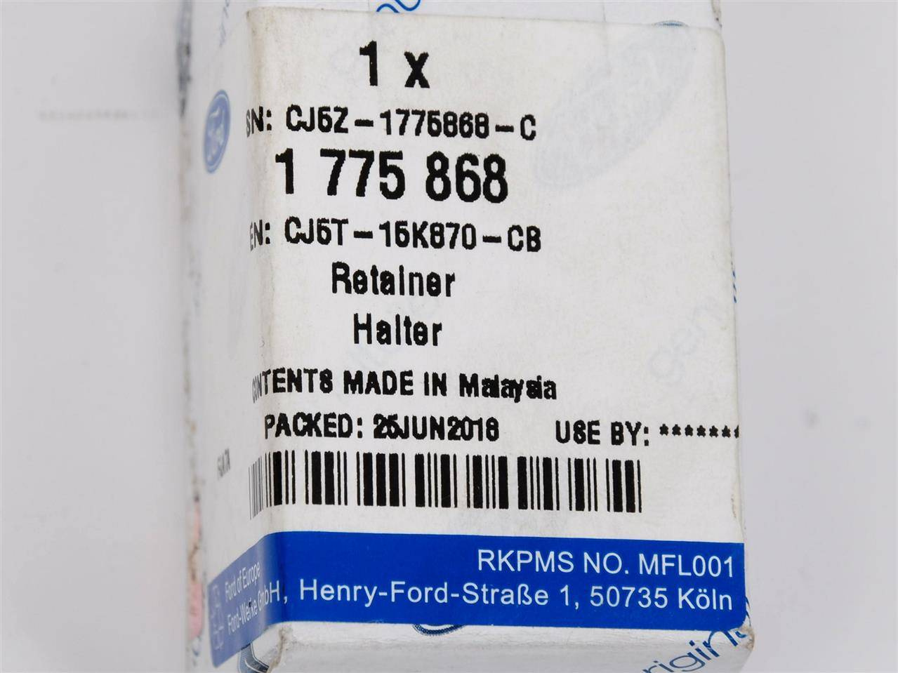 UCHWYT PRAWY CZUJNIKA PARKOWANIA KUGA 2012-16 _ 1775868 _ CJ5T-15K870-CB _ CJ5Z-15K861-C