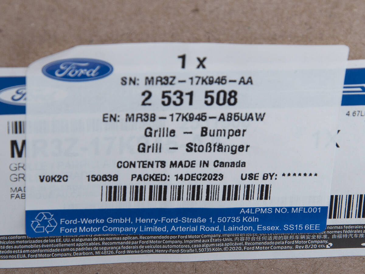 KRATKA DOLNA ZDERZAKA PRZEDNIEGO MUSTANG 21- _ 2531508 _ MR3B-17K945-AB5UAW