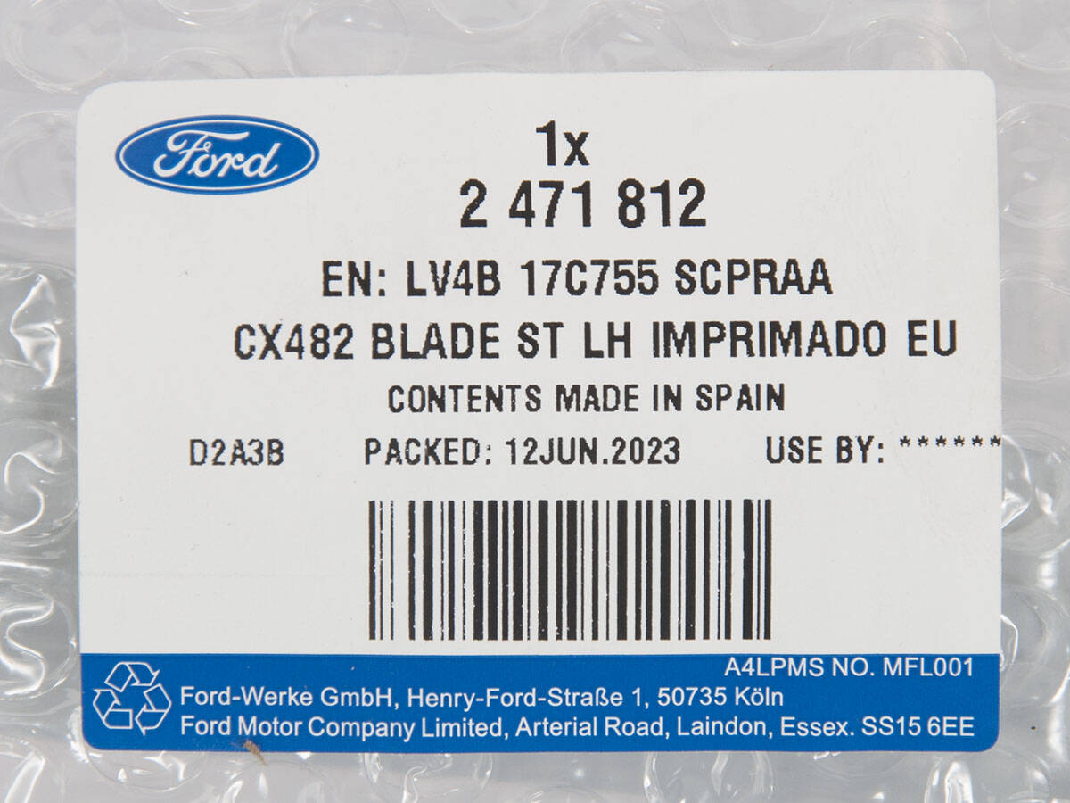 RAMKA LEWA HALOGENU FORD KUGA 20- ST-LINE OE _ 2471812 _ LV4B-17C755-SCPRAA