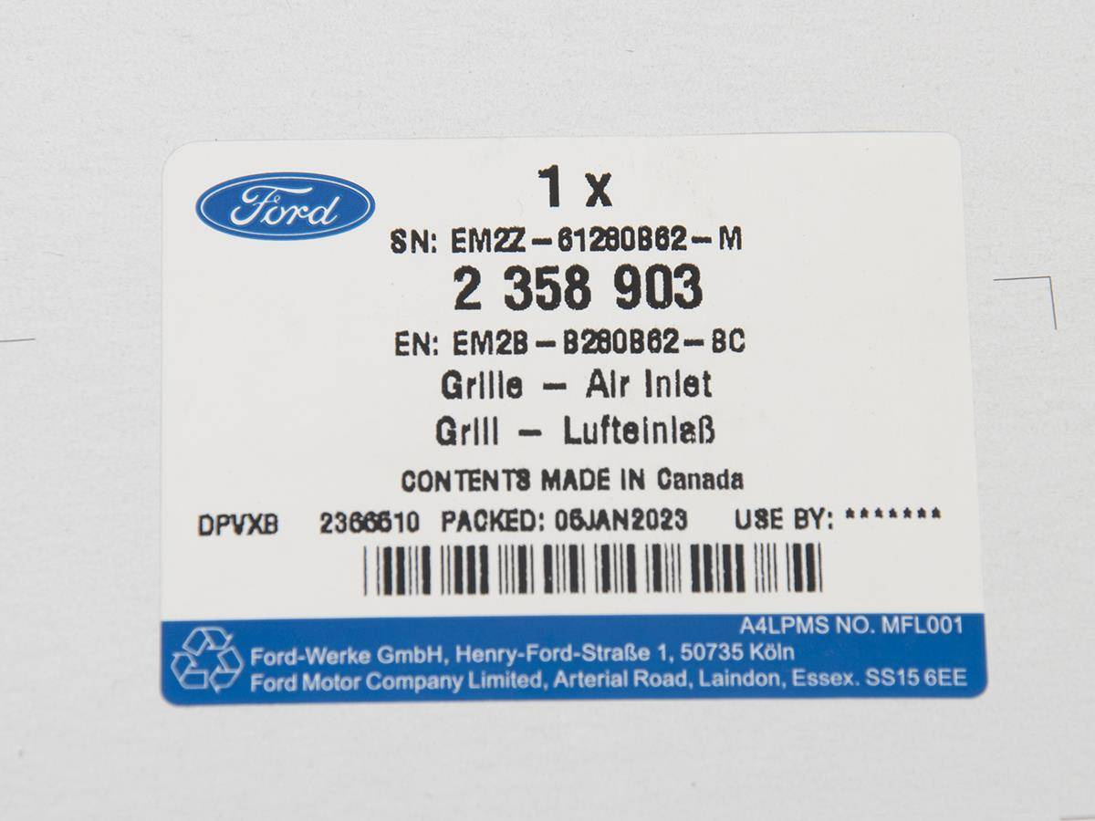 KRATKA WENTYLACYJNA PRAWA S-MAX / GALAXY 17- _ 2358903 _ EM2B-B280B62-BC