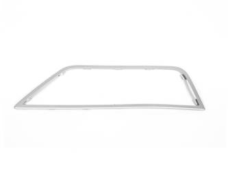 RAMKA PRAWA KRATKI HALOGENU FOCUS 05-08 ST _ 1383371 _ 6M5Y-15A245-BAZJAC _ GTU_07