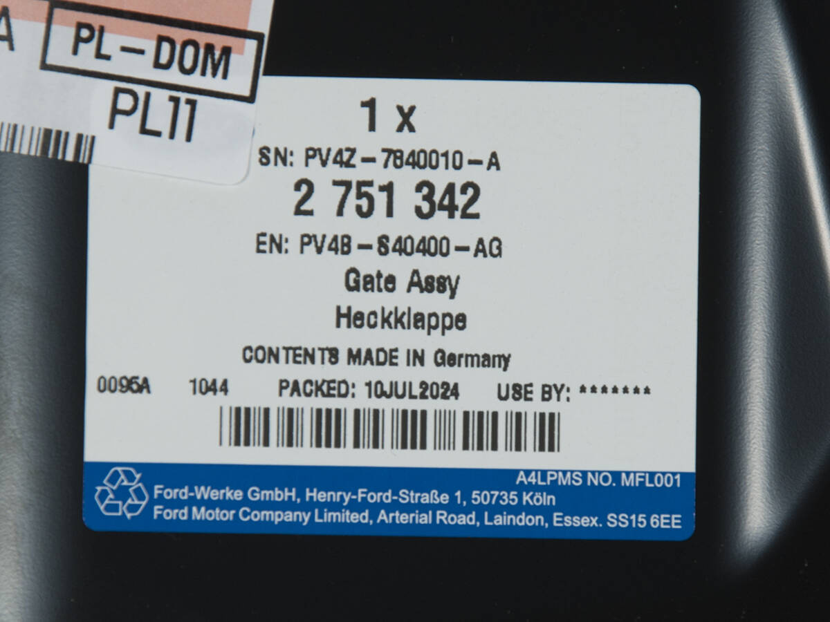 KLAPA TYLNA FORD KUGA 24- ESCAPE USA 23- OE _ 2751342 _ PV4B-S40400-AG