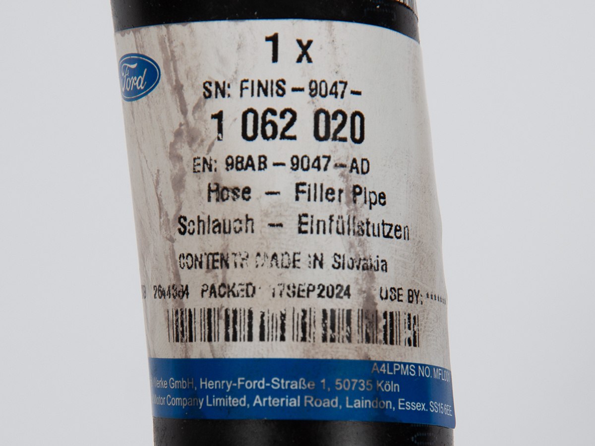PRZEWÓD WLEWU PALIWA FOCUS 98-05 FORD OE _ 1062020 _ 98AB-9047-AD