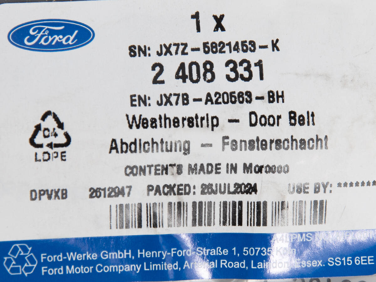 LISTWA PRZYSZYBOWA LEWA PRZÓD FORD FOCUS 18-20 _ 2408331 _ JX7B-A20563-BH