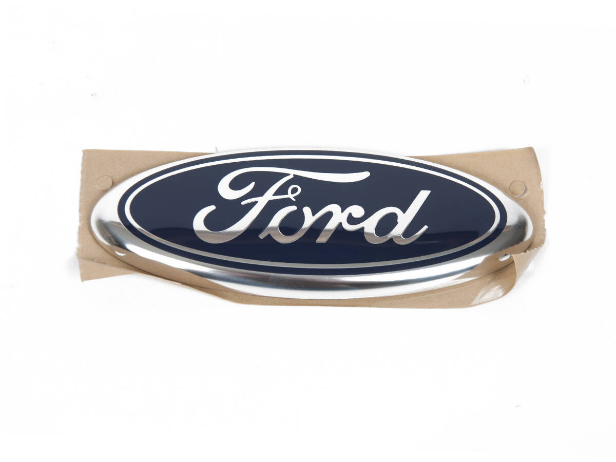 EMBLEMAT ''FORD'' GALAXY PRZÓD 00-03 / TYŁ 00-06_ 1108560 _ YM21-A425A52-BAZPAA