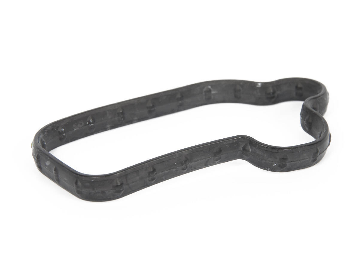 USZCZELKA PODSTAWY FILTRA OLEJU FOCUS 18- KUGA 20- _ 2240258 _ K2GE-6A636-AA _ K2GZ-6840-A