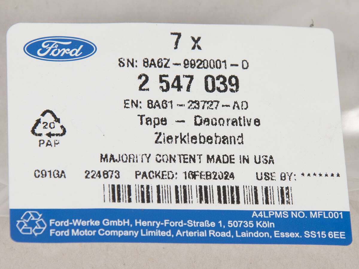 FOLIA OCHRONNA PROGU LEWA FIESTA 2008- 12- 17- _ 2547039 _ 8A61-23727-AD