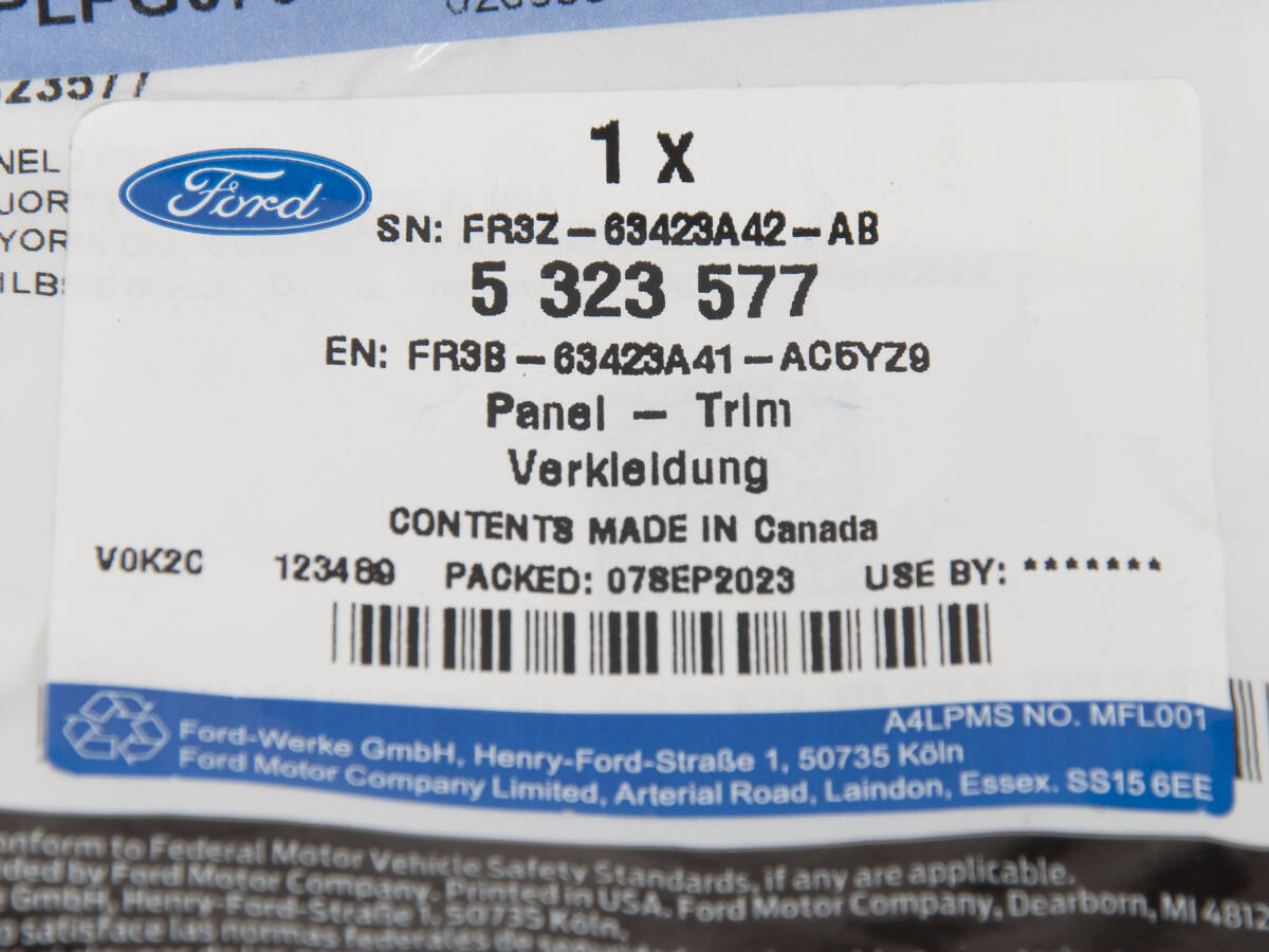 ZAŚLEPKA LEWA KLAPY BAGAŻNIKA MUSTANG 15- 17- _ 5323577 _ FR3B-63423A41-AC5YZ9