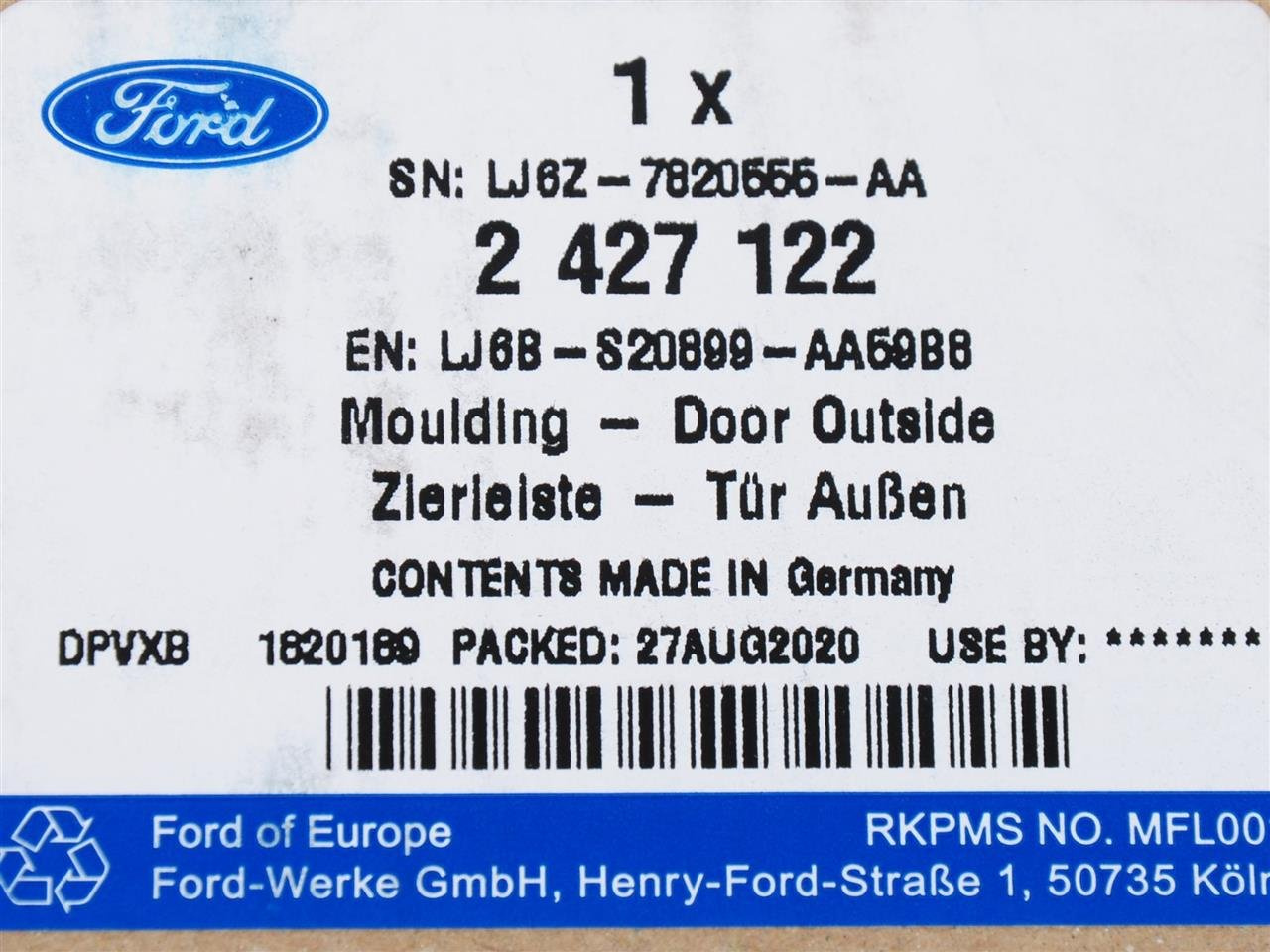 LISTWA LEWA DRZWI PRZÓD KUGA 20- CZARNY PILLAR _ 2427122 _ LJ6B-S20899-AA59B8 _ LJ6Z-7820555-AA