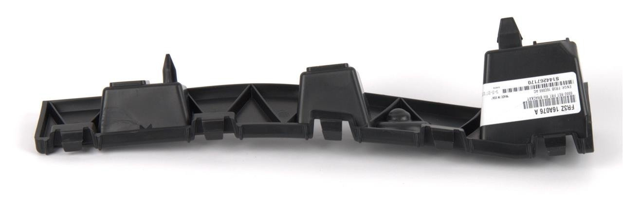 ŚLIZG LISTWY PROGOWEJ PRAWY MUSTANG 2015-17, 17- _ 5340596 _ FR3B-16C066-AC _ FR3Z-16A076-A _ GTU_07