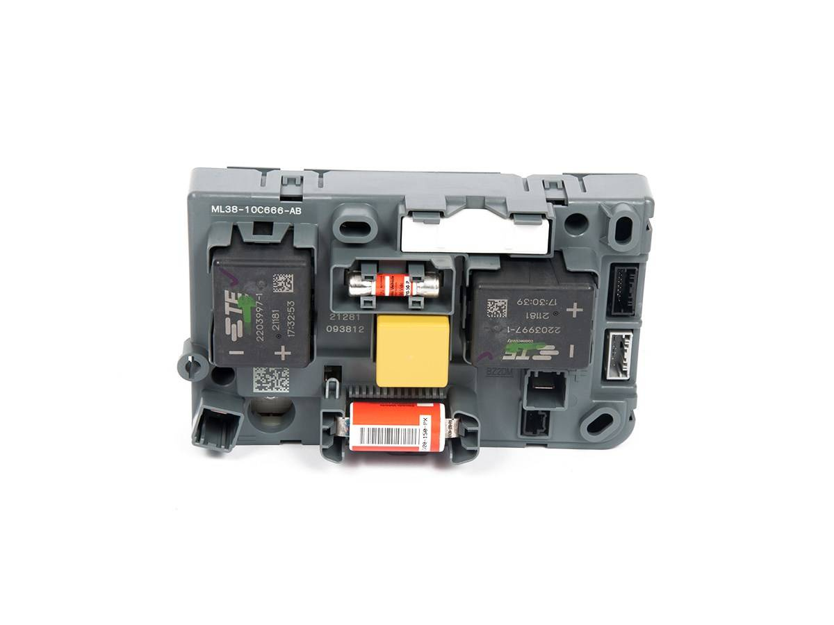 BEC-SKRZYNKA POŁ. AKUM. WYSOKONAP KUGA 20- _ 2506981 _ ML38-10C666-AB