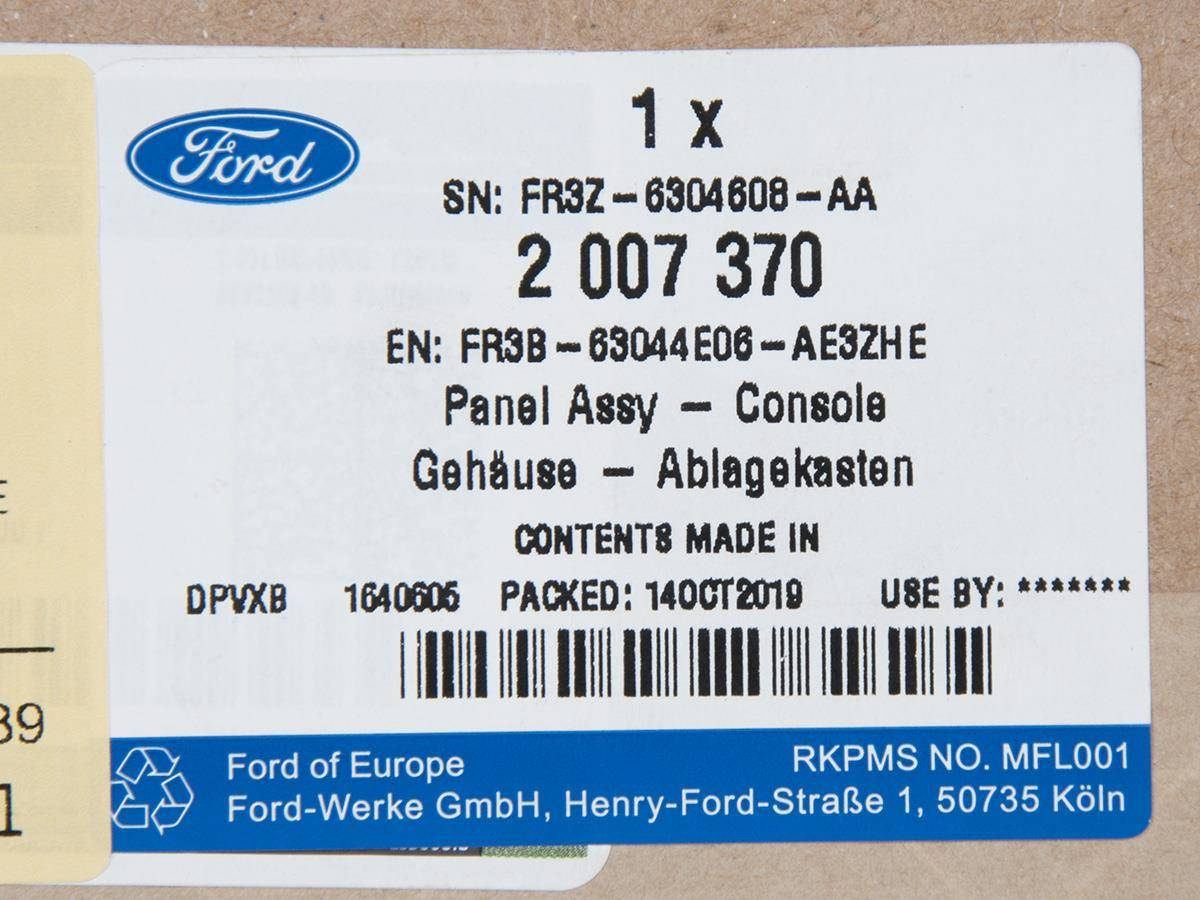 ZAŚLEPKA PRAWA TUNELU ŚRODKOWEGO MUSTANG 15- 17- _ 2007370 _ FR3B-63044E06-AG3ZHE