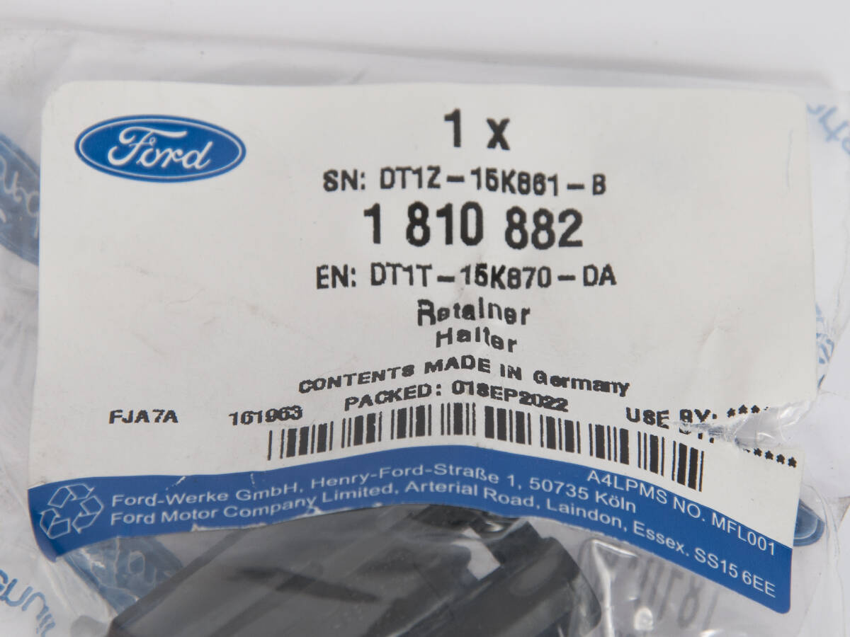 KOSZYK PRAWY SKRAJNY CZUJNIKA PARKOWANIA PRZÓD CONNECT 13- _ 1810882 _ DT1T-15K870-DA