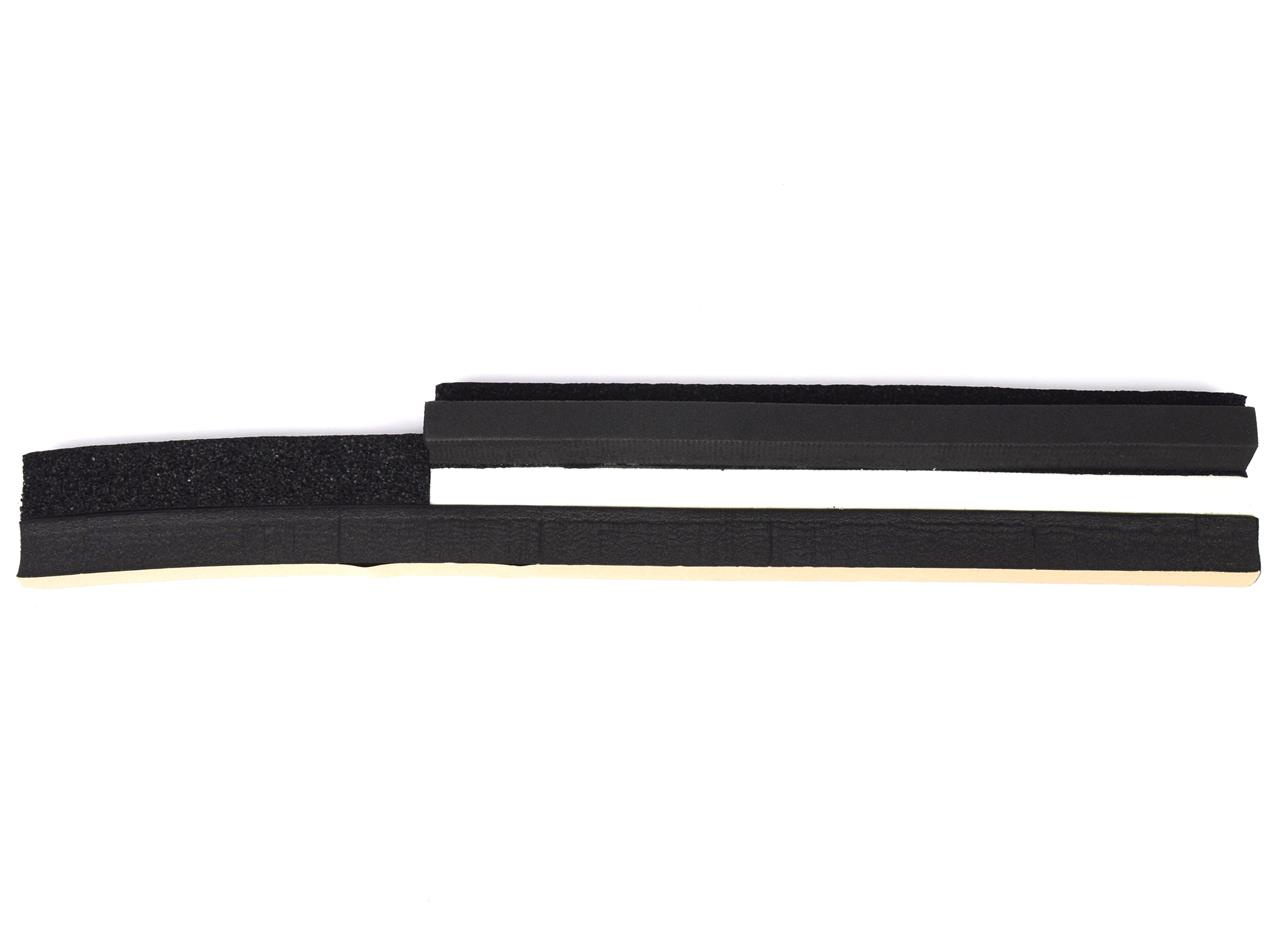 PODKŁADKA LEWA KIEROWNICY POWIETRZA MUSTANG 17- OE