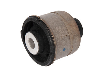 TULEJA TYLNEJ BELKI TRANSIT/TOURNEO COURIER 14- OE_ 2586632 _ MY16-5K653-AA