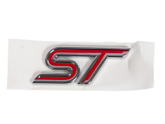 EMBLEMAT "ST" FOCUS 05-07 _ 1349216 _ 5S6Y-42528-AB