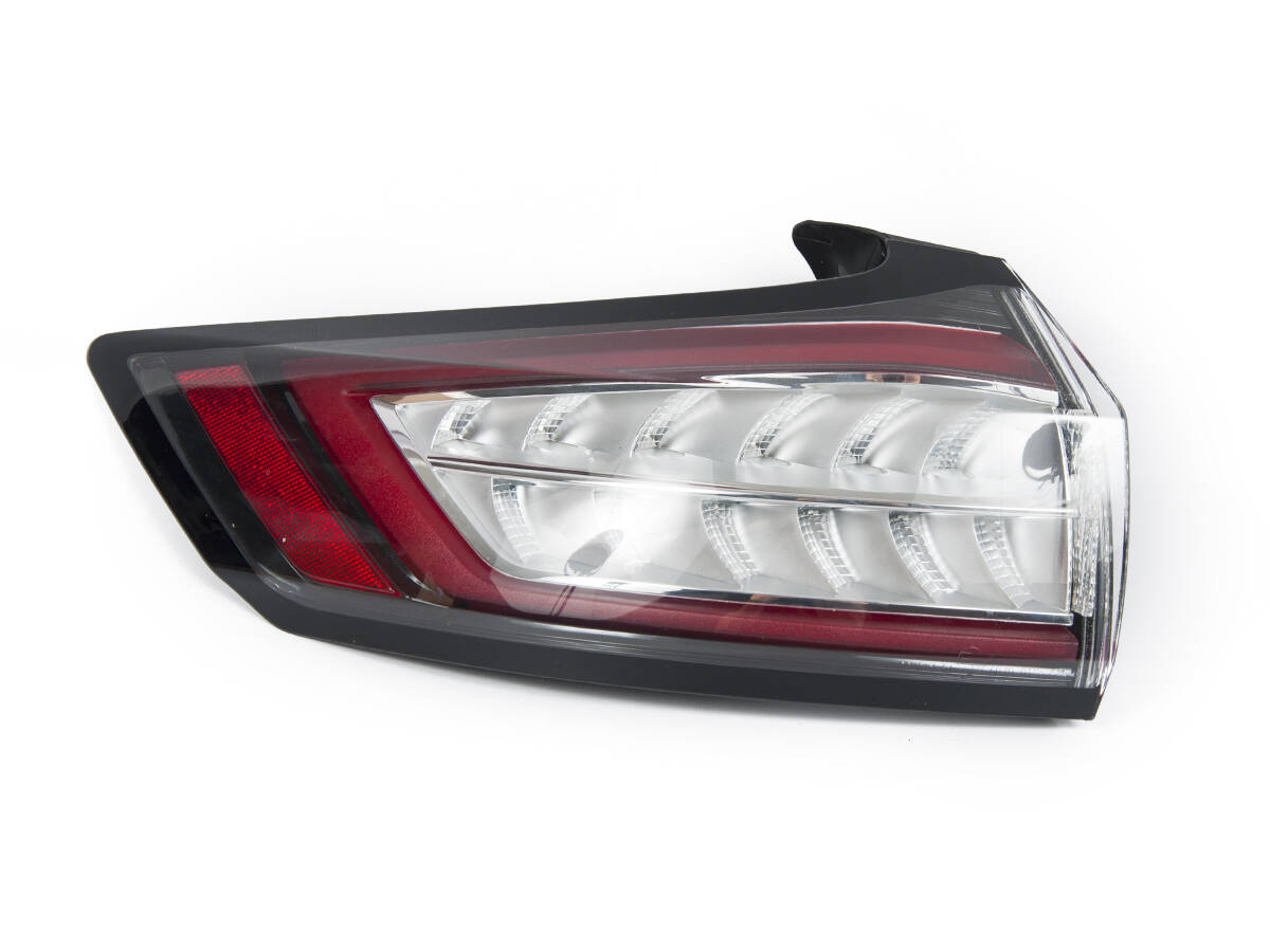 LAMPA TYLNA ZEWNĘTRZNA LEWA EDGE 15-18 _ 2281006 _ HT4B-13405-DD _ HT4Z-13405-J