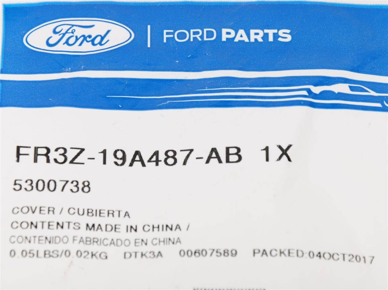 ZAŚLEPKA GNIAZDA ZAPALNICZKI MUSTANG 15- 17- _ 5300738 _ FR3T-19A487-AA3JA6 _ FR3Z-19A487-AB _ GTU_07