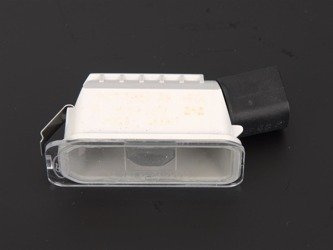 ŚWIATŁO TABLICY REJESTRACYJNEJ FORD MONDEO 07-14 _ 1479968 _ 7S71-13550-AB