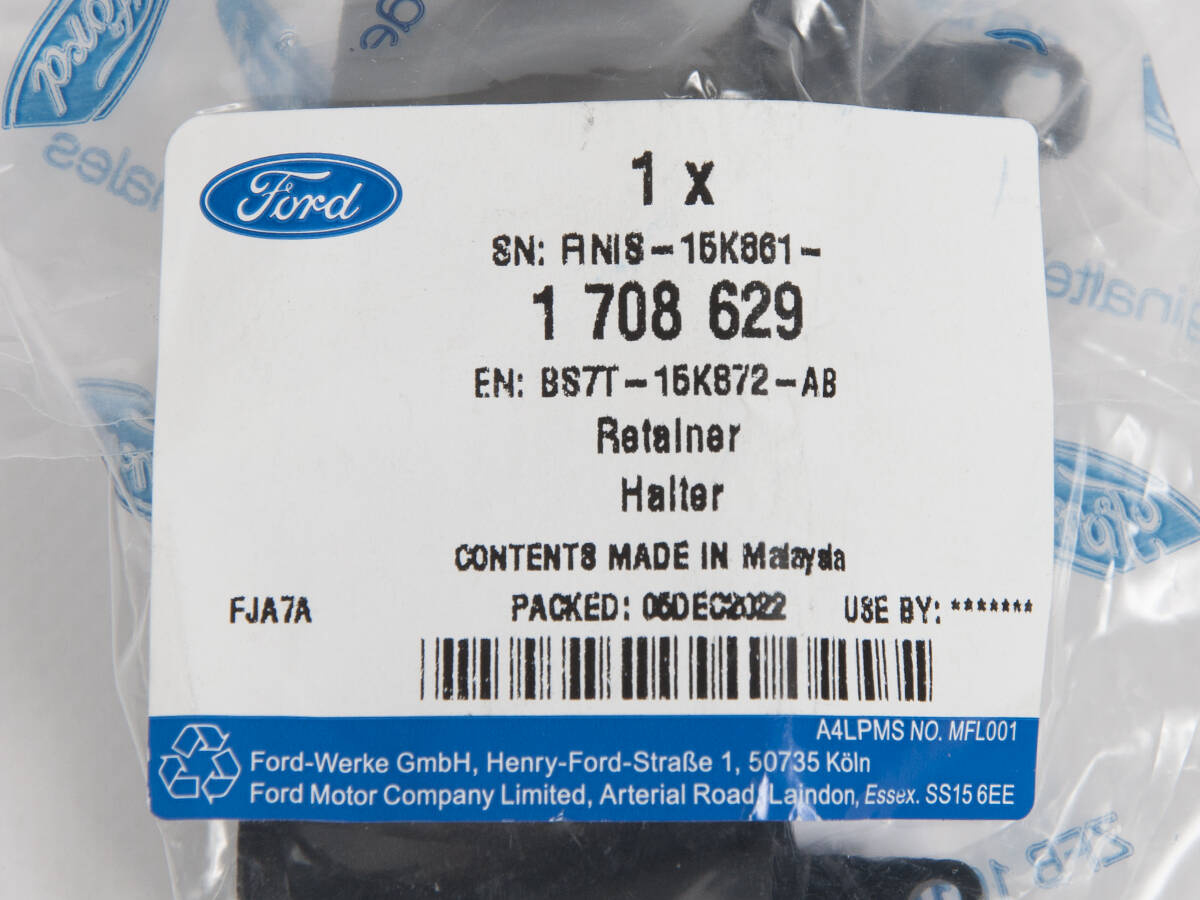 KOSZYK PRAWY CZUJNIKA PARKOWANIA PRZÓD MONDEO 10-14 _ 1708629 _ BS7T-15K872-AB