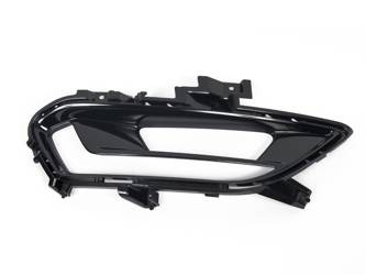 KRATKA PRAWA HALOGENU MONDEO 15- _ 2048977 _ DS7J-19952-CB _ GTU_07