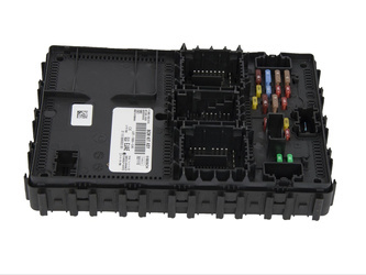 SKRZYNKA BEZPIECZNIKÓW ECOSPORT 20-  FIESTA 20- _ 2548211 _ LU5T-15604-EJAE