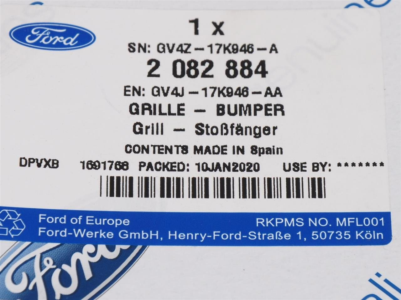 KRATKA HALOGENU PRAWA KUGA 2016- ST-LINE _ 2082884 _ GV4J-17K946-AA _ GTU_07