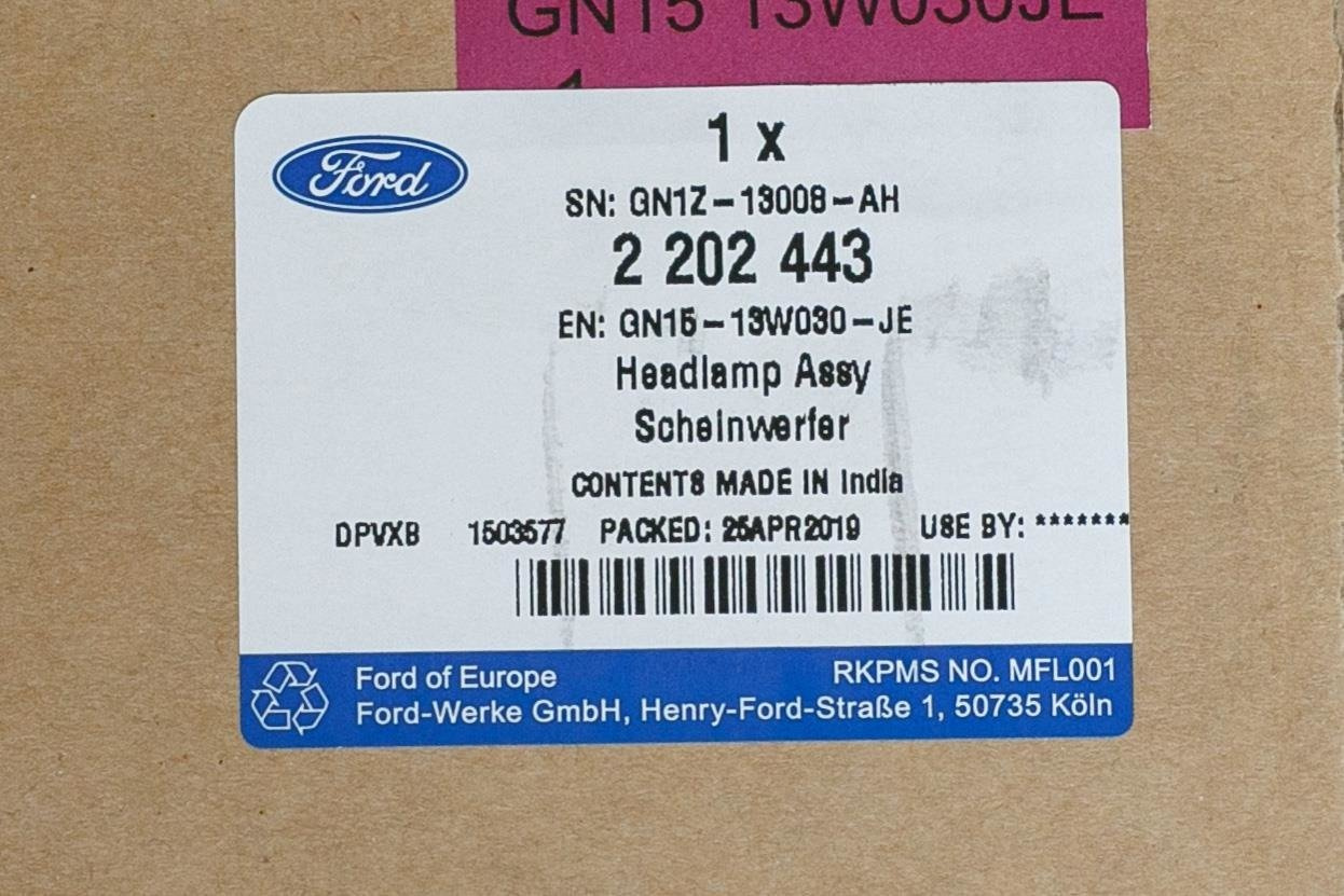 REFLEKTOR LEWY ECOSPORT 2017- SREBRNY _ 2538827 _ GN15-13W030-JE _ GN1Z-13008-AH