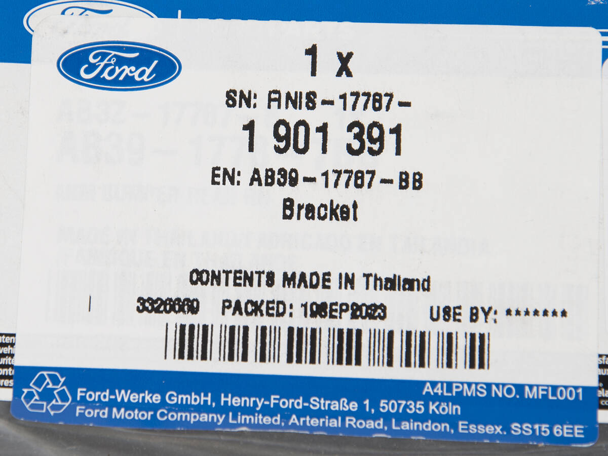 UCHWYT PRAWY ZDERZAKA TYŁ RANGER 12- 19- _ 1901391 _ AB39-17787-BB _ GTU_07