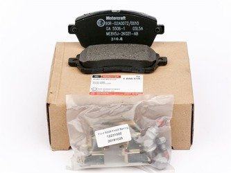 KLOCKI HAMULCOWE PRZÓD FIESTA MK5 MK6 _ 2614604 _ MEMV5J-2K021-A2A