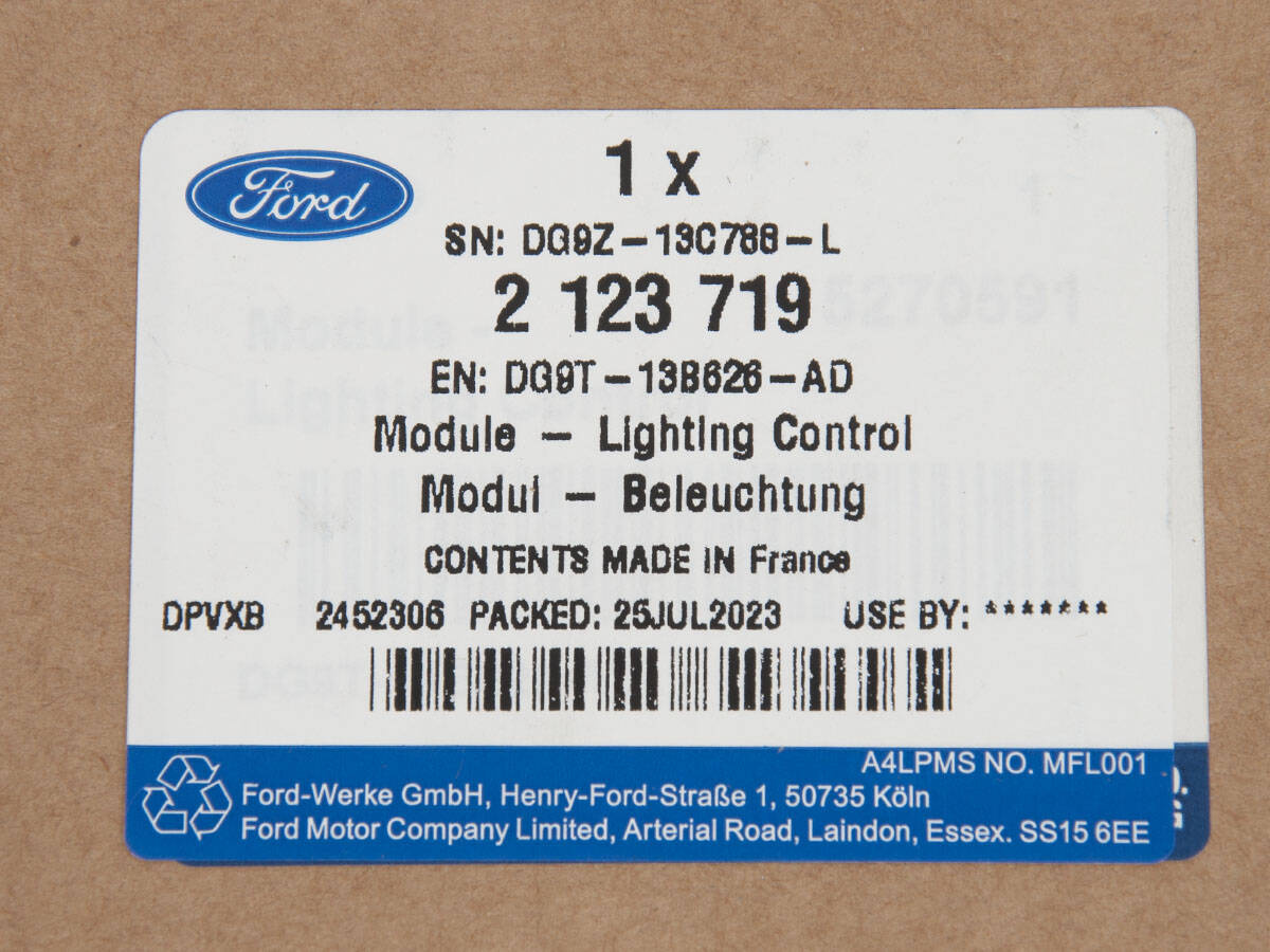 PRZETWORNICA REFLEKTORA FORD MONDEO 14-18 _ 2123719 _ DG9T-13B626-AD