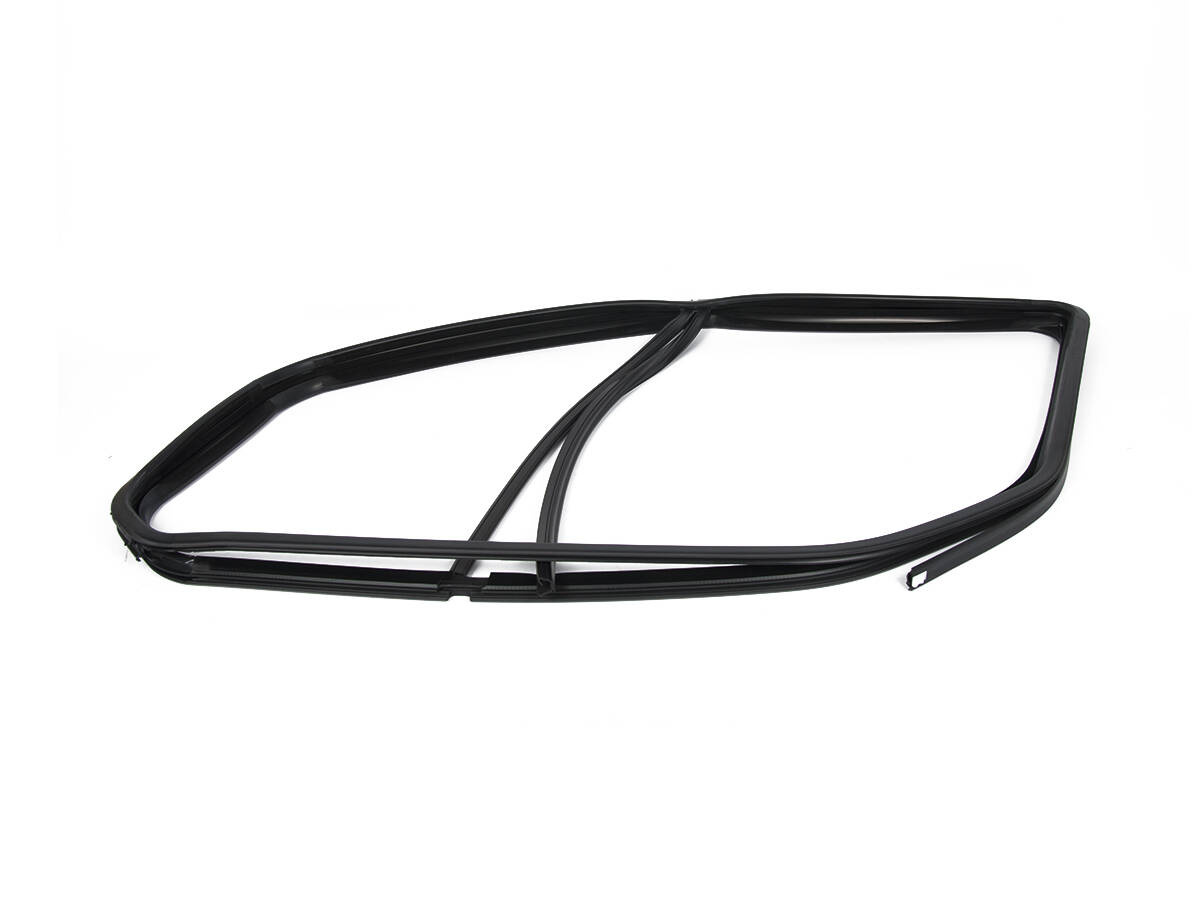 USZCZELKA LEWA SZYBY PRZEDNIEJ CUSTOM 12- _ 2393826 _ BK21-V21511-AN