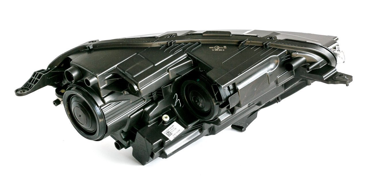 REFLEKTOR LEWY ECOSPORT 2017- SREBRNY _ 2538827 _ GN15-13W030-JE _ GN1Z-13008-AH