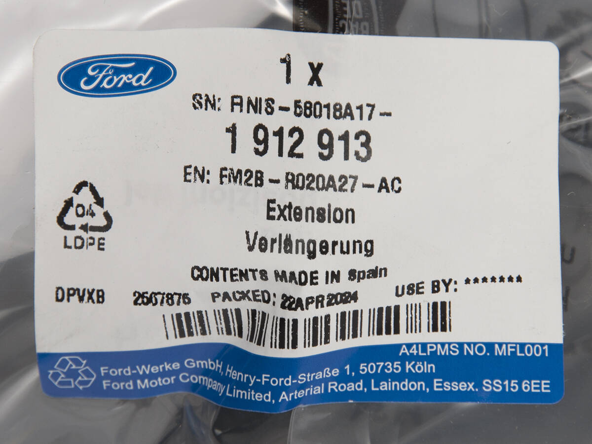 NAKŁADKA LEWA BŁOTNIKA PRZÓD S-MAX 15- _ 1912913 _ EM2B-R020A27-AC