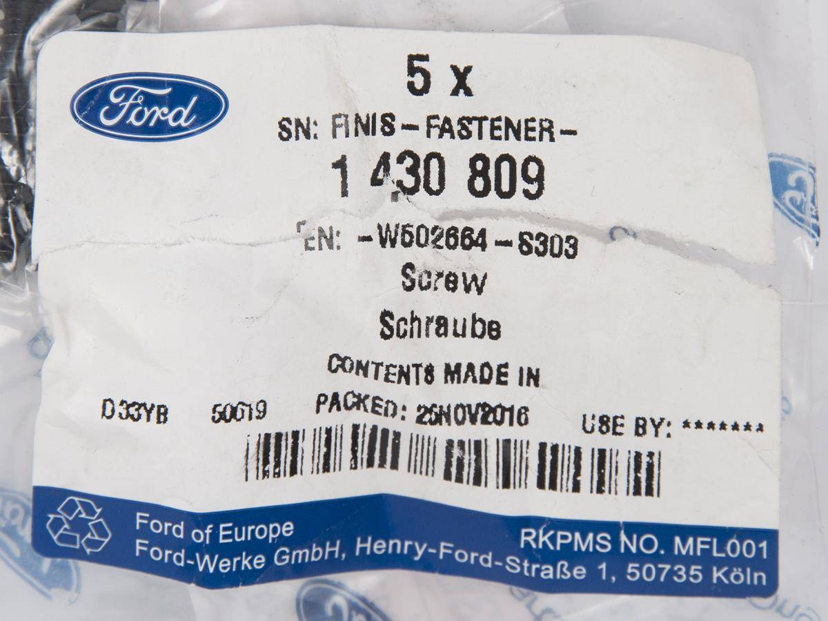 ŚRUBA 4.2X25MM OSŁONY SUBWOOFERA MUSTANG 15- _ 1430809 _ W502664-S303