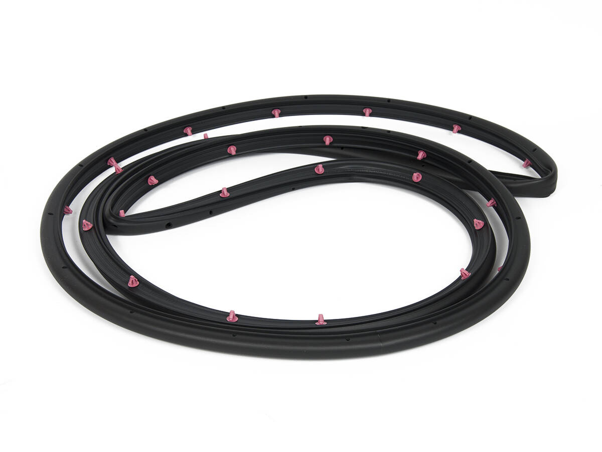 USZCZELKA LEWA DRZWI PRZEDNICH KUGA/ESCAPE USA 20- _ 2434294 _ LJ6B-S20531-AA _ LJ6Z-7820531-A