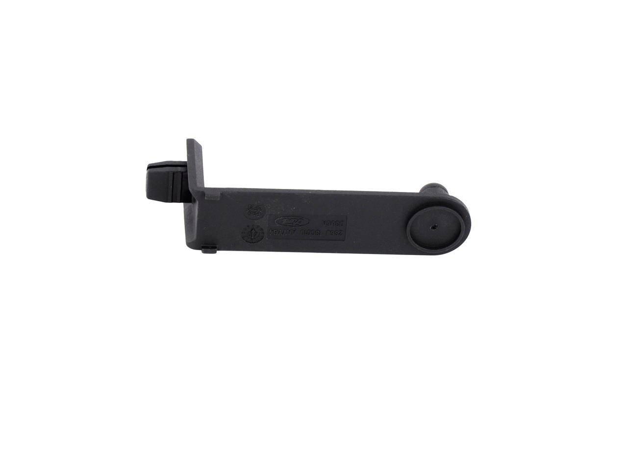 MOCOWANIE DYWANIKÓW FIESTA/FUSION 2001- _ 1212970 _ 2S6J-13C010-AAYYG4