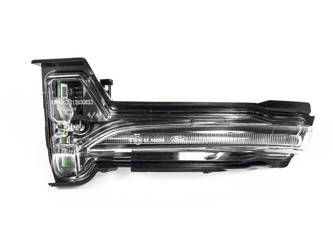 KIERUNKOWSKAZ LUSTERKA LEWY FOCUS 18- _ 2220569 _ JX7B-13B381-AB _ GTU_07