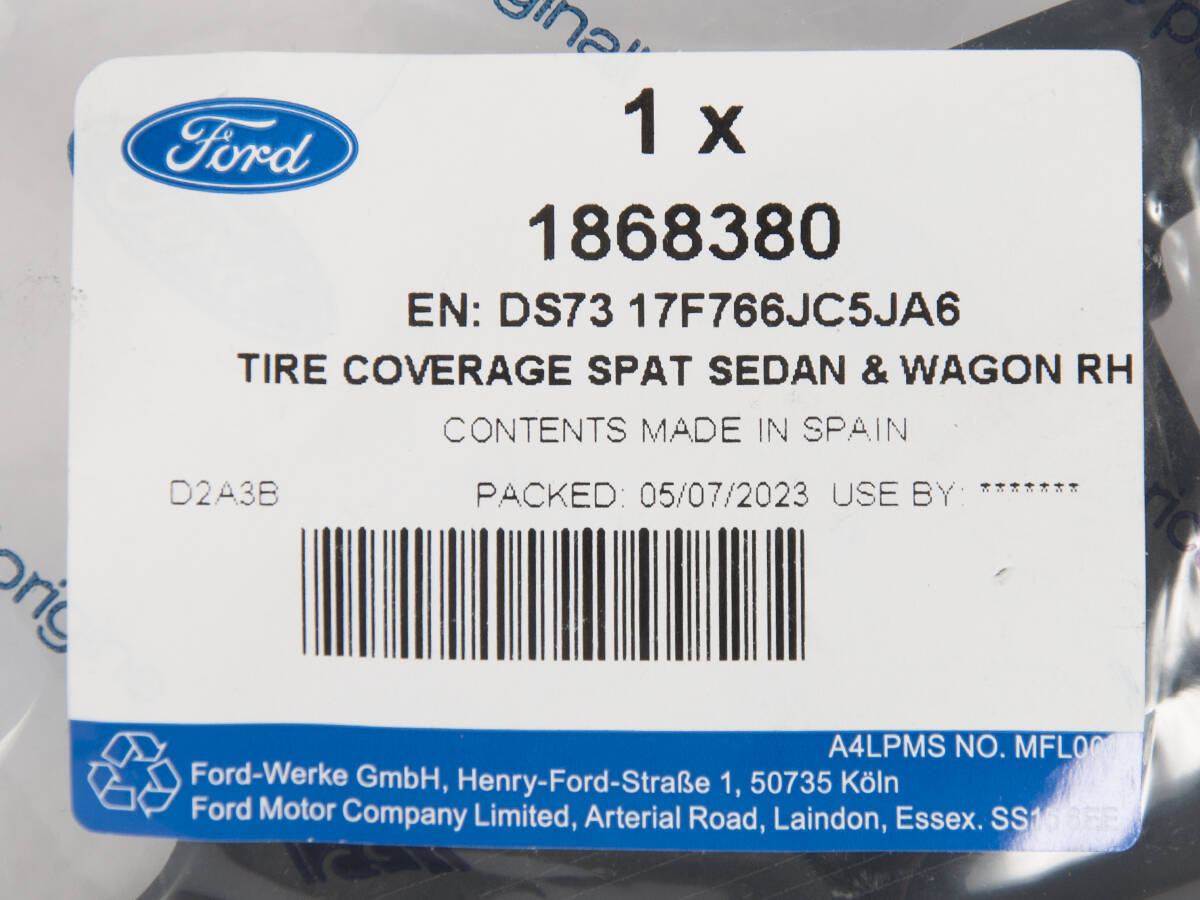 ŚLIZG PRAWY ZDERZAKA TYŁ FORD MONDEO 14- OE _ 1868380 _ DS73-17F766-JC5JA6