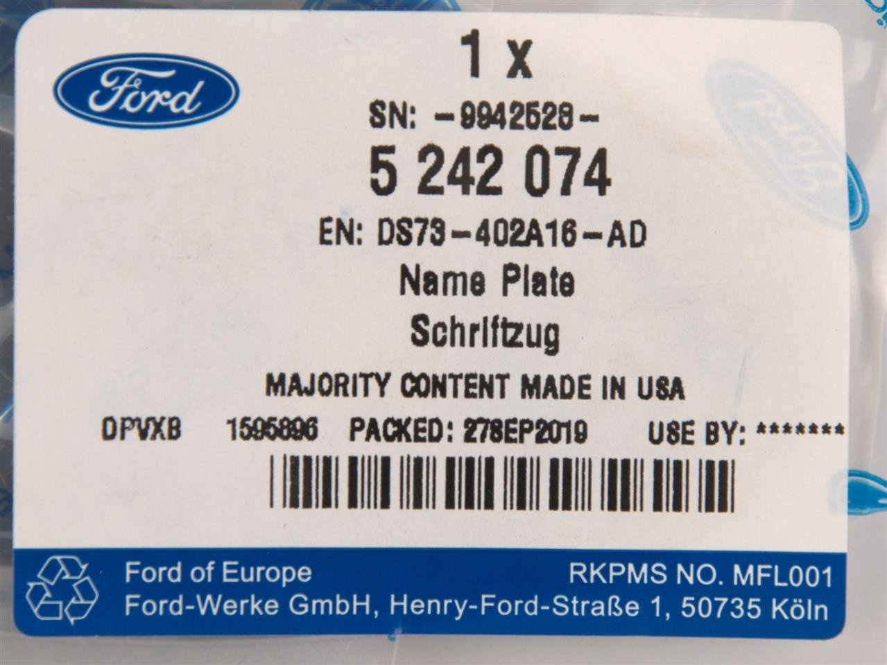 EMBLEMAT LOGO FORD TYŁ FOCUS 2018- MONDEO 2014- _ 5242074 _ DS73-402A16-AD _ DS7Z-9942528-D