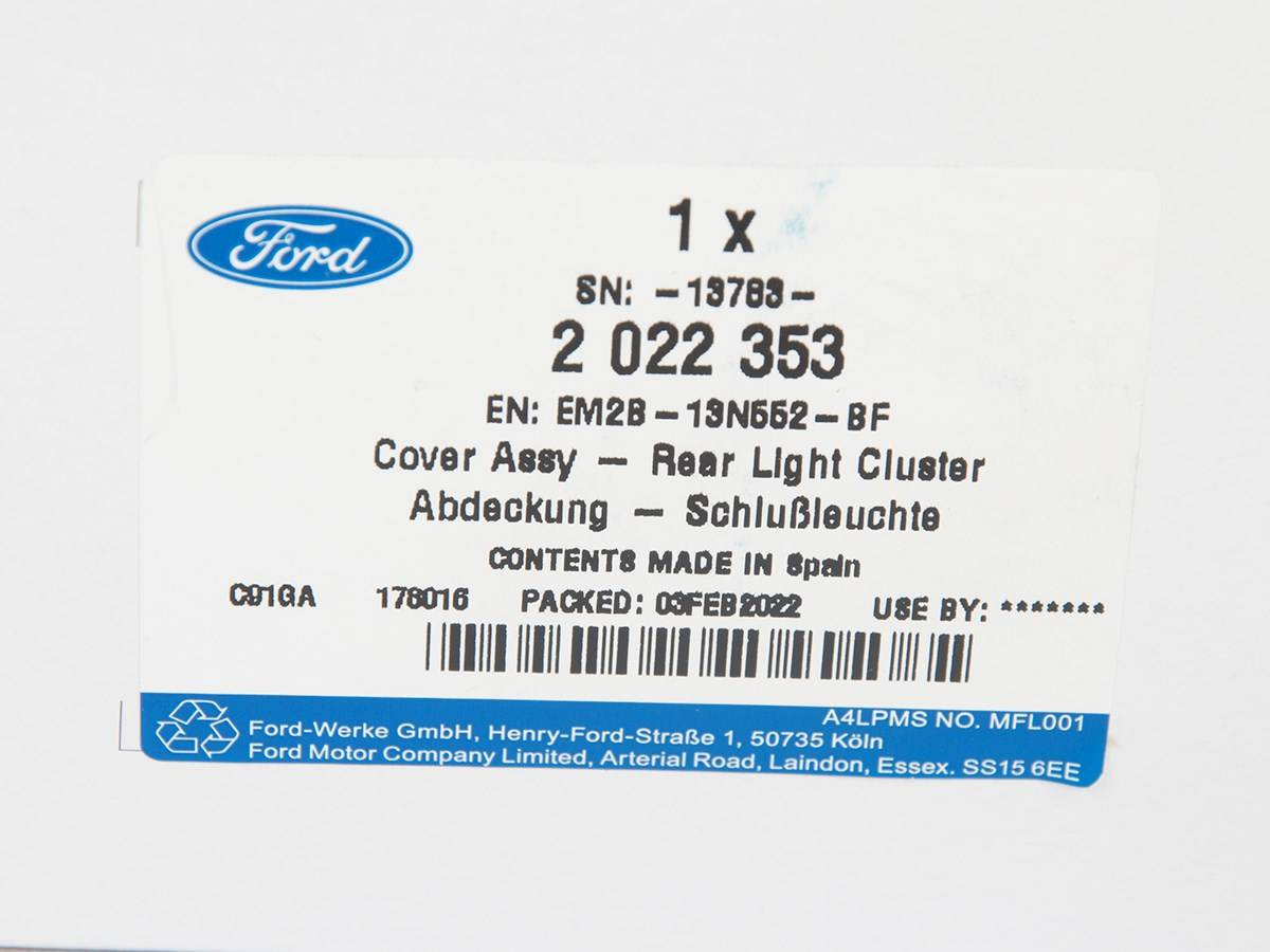 OSŁONA PRAWA LAMPY TYLNEJ ZEWNĘTRZNEJ S-MAX 15- _ 2022353 _ EM2B-13N552-BF