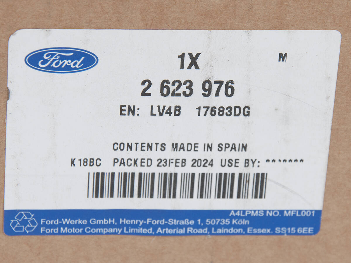 LUSTERKO LEWE KUGA 22- _ 2623976 _ LV4B-17683-DG