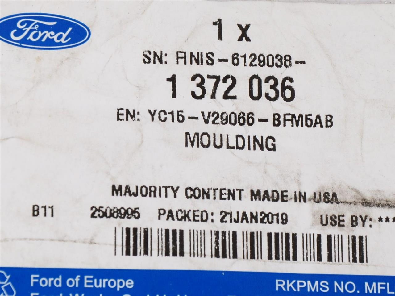 LISTWA PRAWA NADWOZIA TRANSIT 06-10 _ 1372036 _ YC15-V29066-BFM5AB