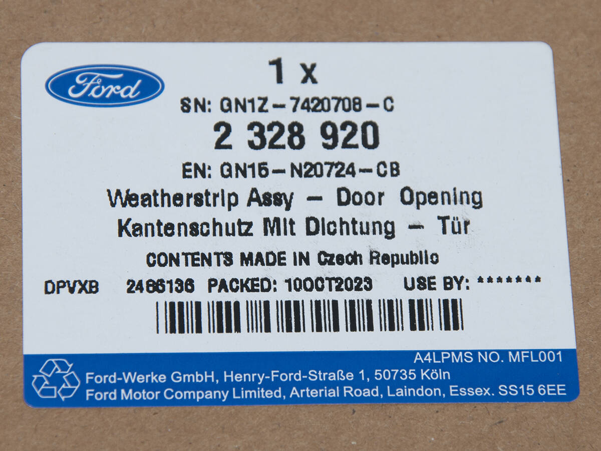 USZCZELKA NADWOZIA DRZWI PRZÓD ECOSPORT 17- _ 2328920 _ GN15-N20724-CB