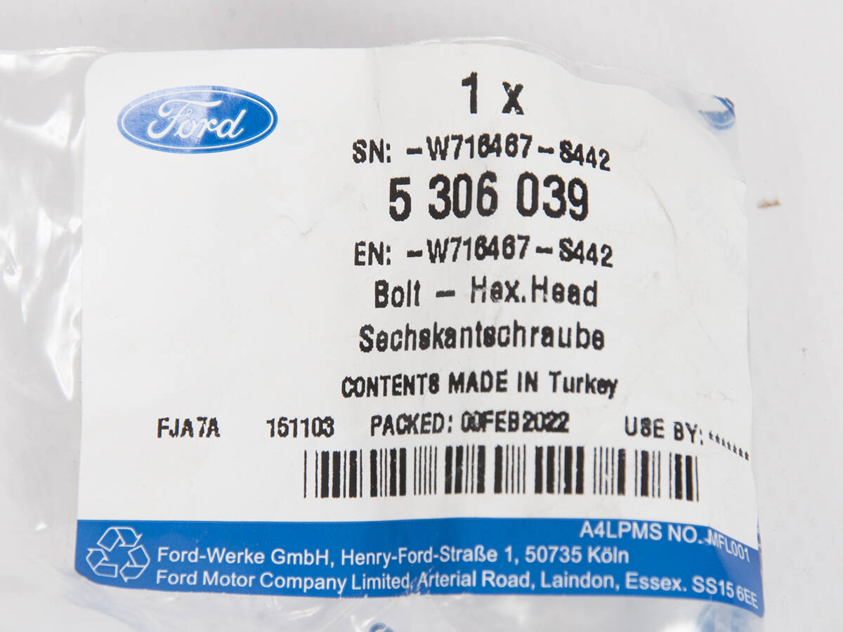 ŚRUBA M8X22MM GÓRNEGO MOCOWANIA EDGE 15- 18- _ 5306039 _ W716467-S442 _ W716467-S442