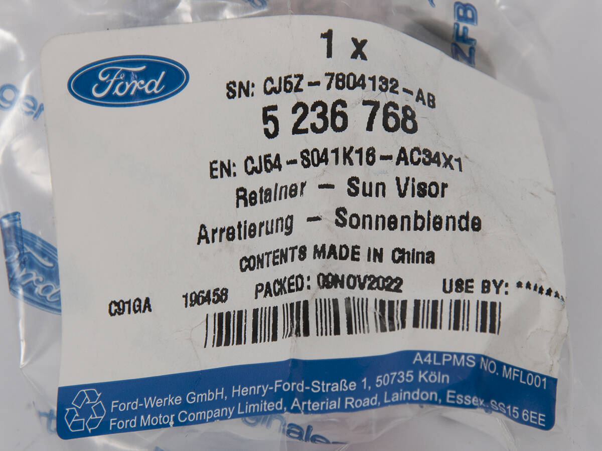 ZACISK MOCUJĄCY OSŁONY PRZECIWSŁONECZNEJ CONNECT 13- _ 5236768 _ CJ54-S041K16-AC34X1
