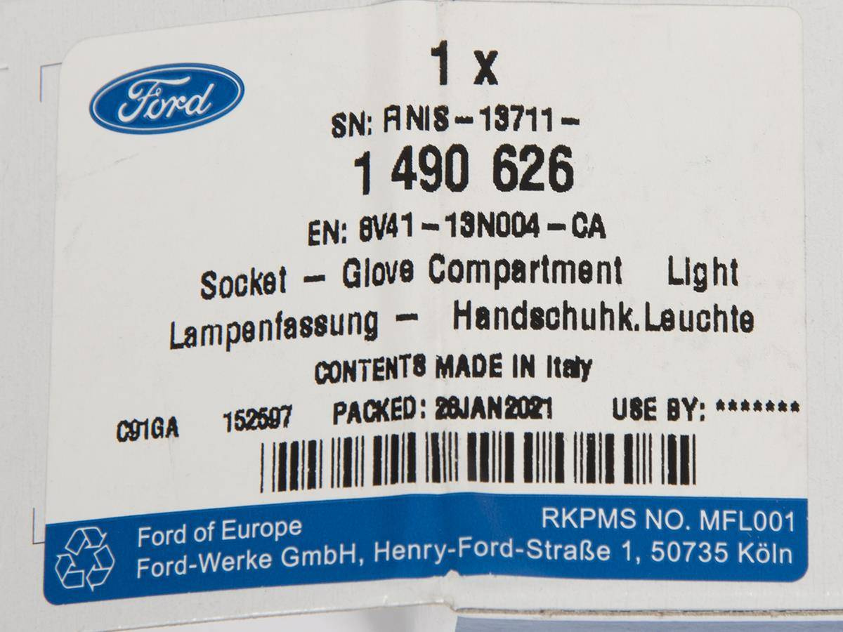 OPRAWKA ŻARÓWKI PRZECIWMGIELNEJ FORD ECOSPORT 13- _ 1490626 _ 8V41-13N004-CA