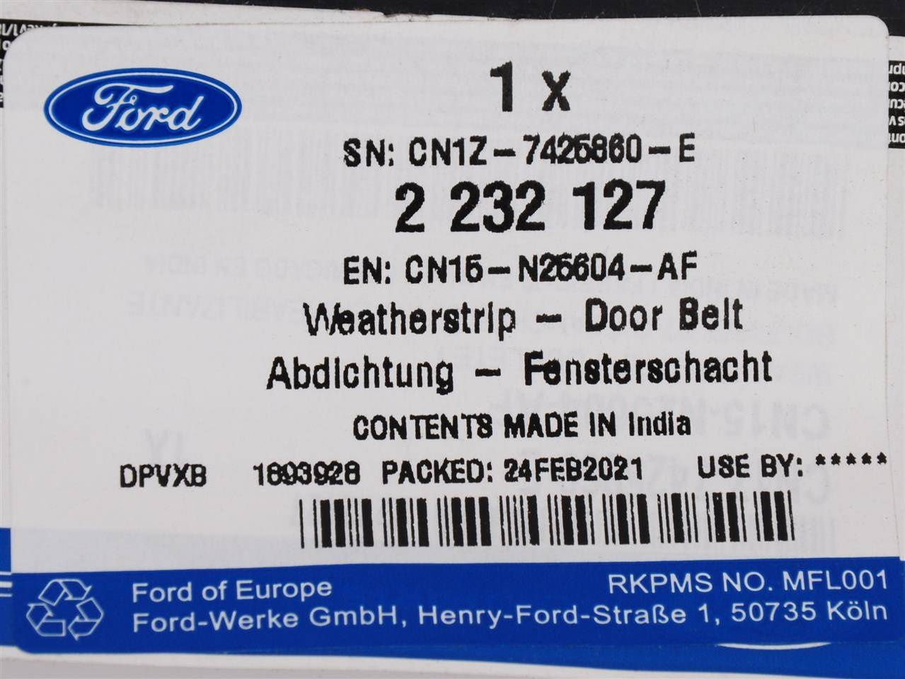 LISTWA PRZYSZYBOWA DRZWI TYŁ PRAWA ECOSPORT 17- _ 2232127 _ CN15-N25604-AF _ CN1Z-7425860-E