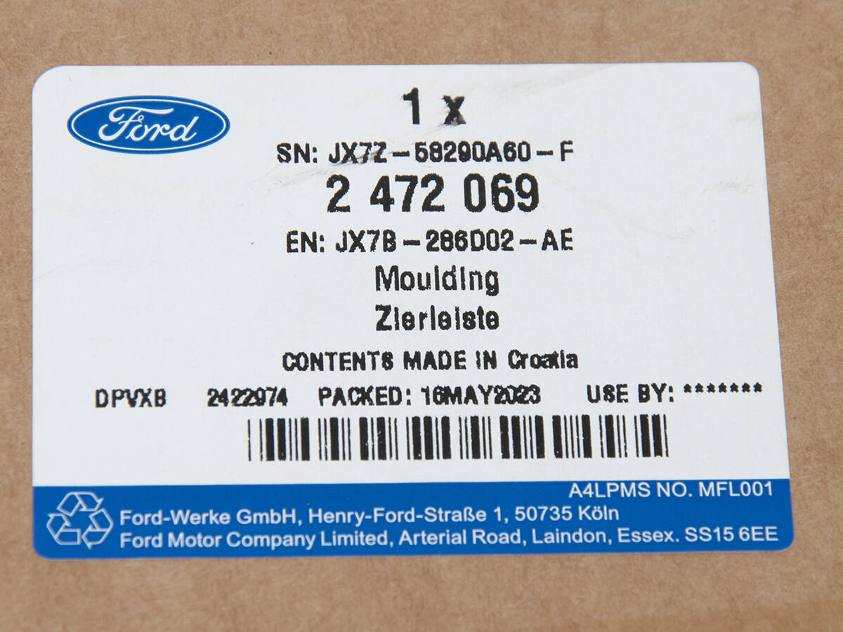 LISTWA BŁOTNIKA PRAWY TYŁ FOCUS 18- _ 2472069 _ JX7B-286D02-AE _ GTU_07